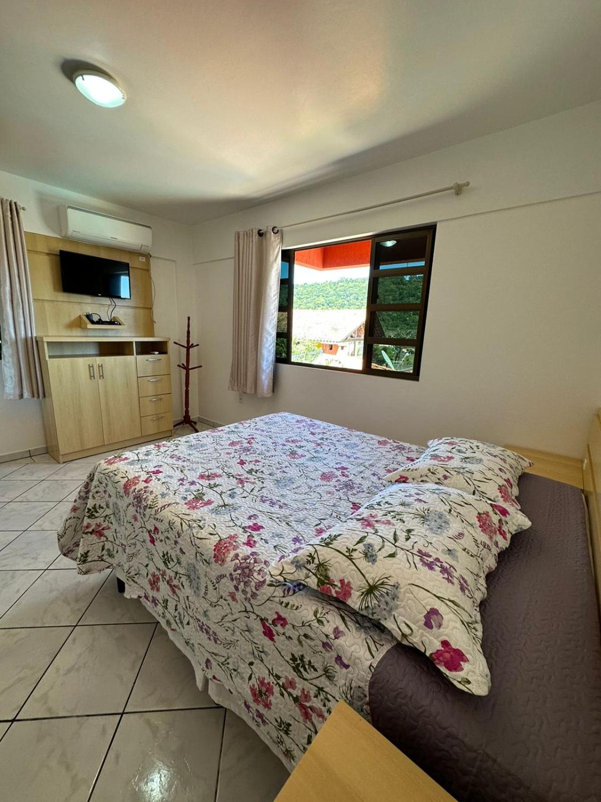 Residencial Vista Bela Apartment บอมบินญัส ภายนอก รูปภาพ