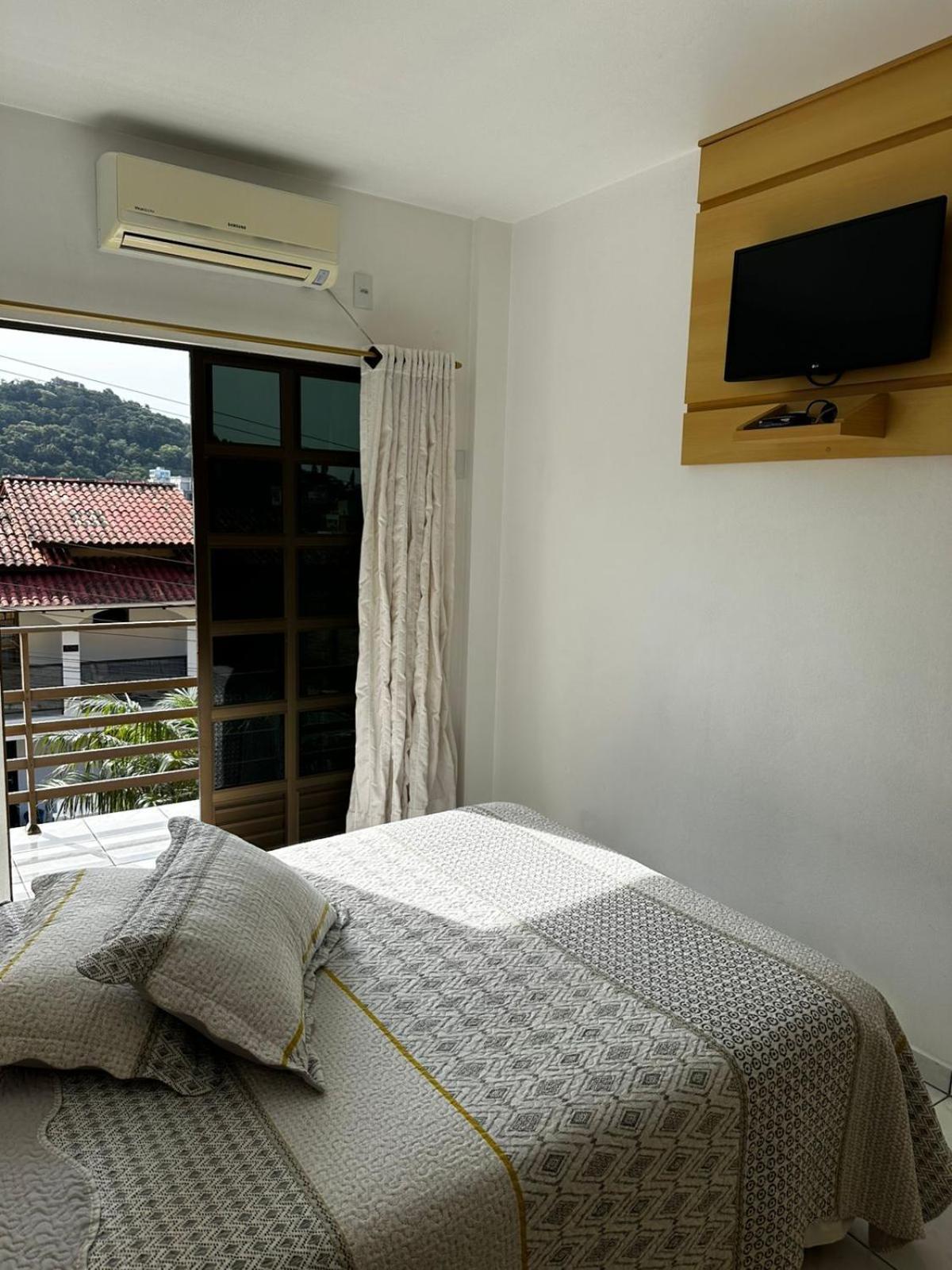 Residencial Vista Bela Apartment บอมบินญัส ภายนอก รูปภาพ